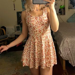 Forever 21 Floral Mini Dress / S